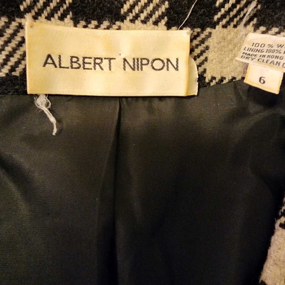 Short wool checked jacket - Picture 2 of 2